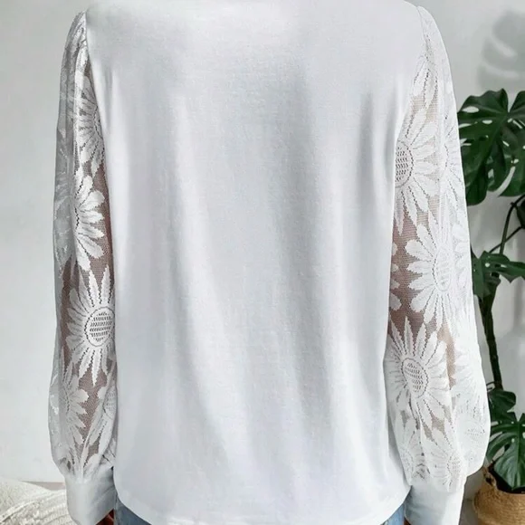 ⭐️Elegant White Lace Sleeve Top - Picture 2 of 4